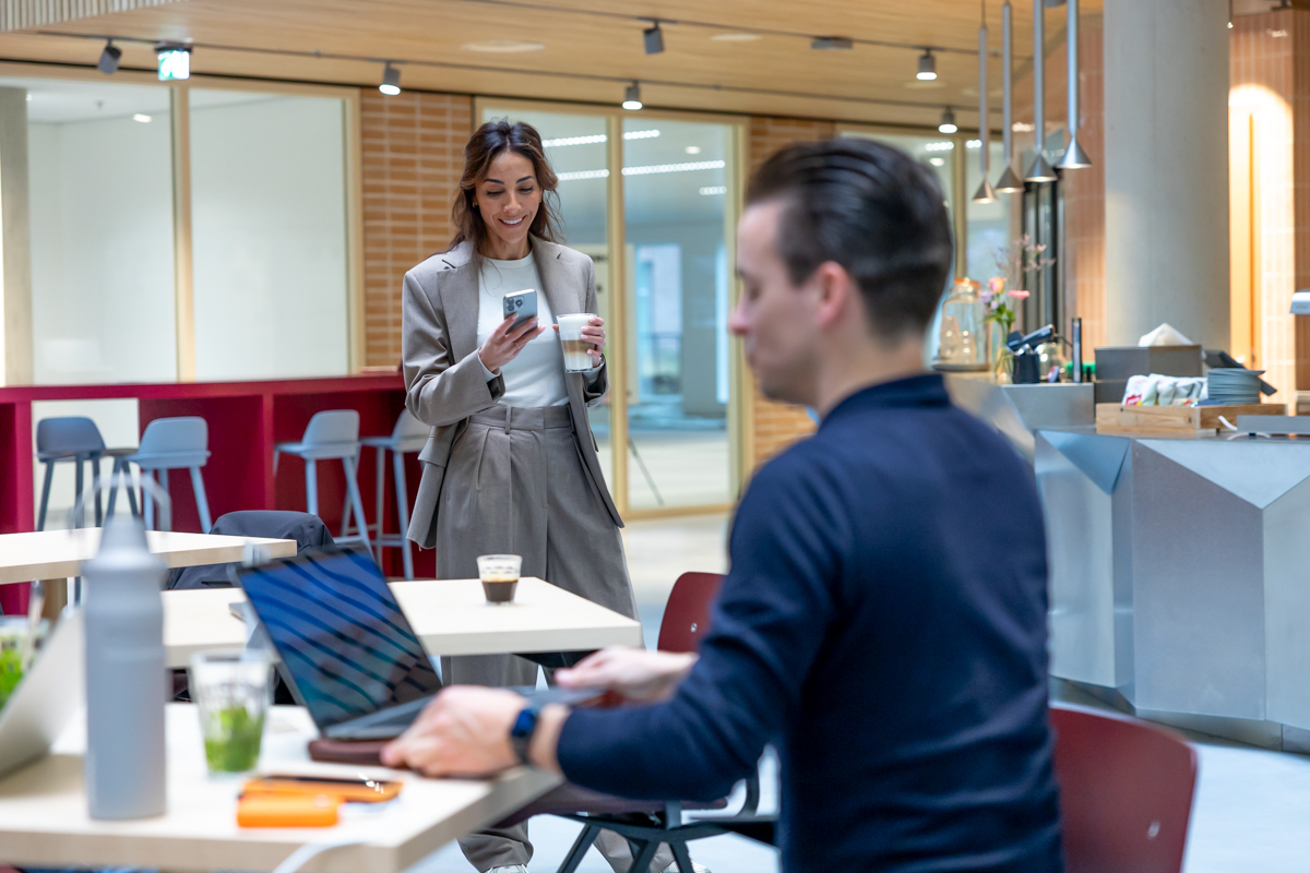 Tsaya van DLogic inventariseert de look en feel voor een nieuwe webshop
